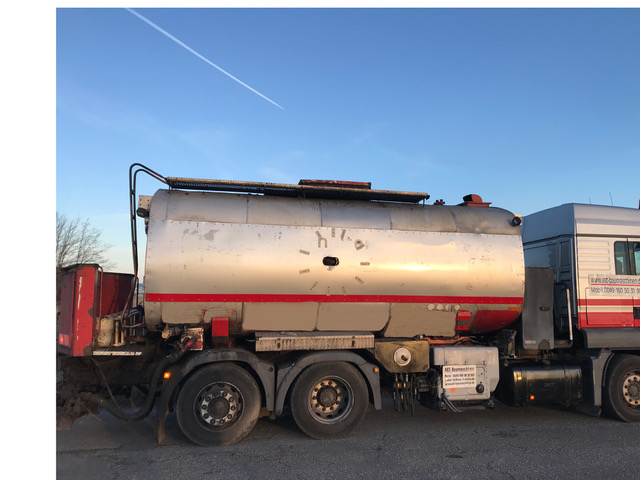 Truck MAN TGA 26.480 / 6x2-2 - BITUMENSPRAYER LSH 14000 - Image 2