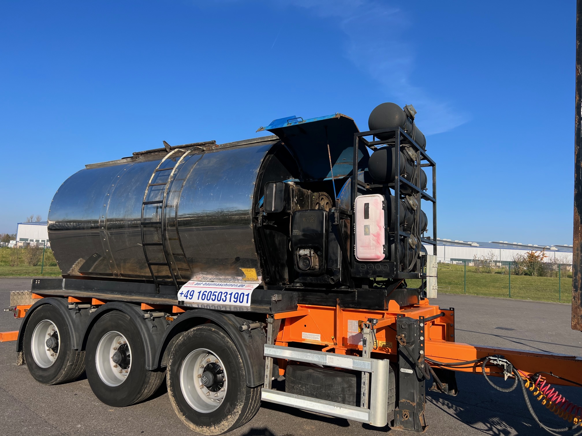 Bitumenkocher GKL 3-Achs-Tandem-Anhänger , Inhalt 8000 Liter